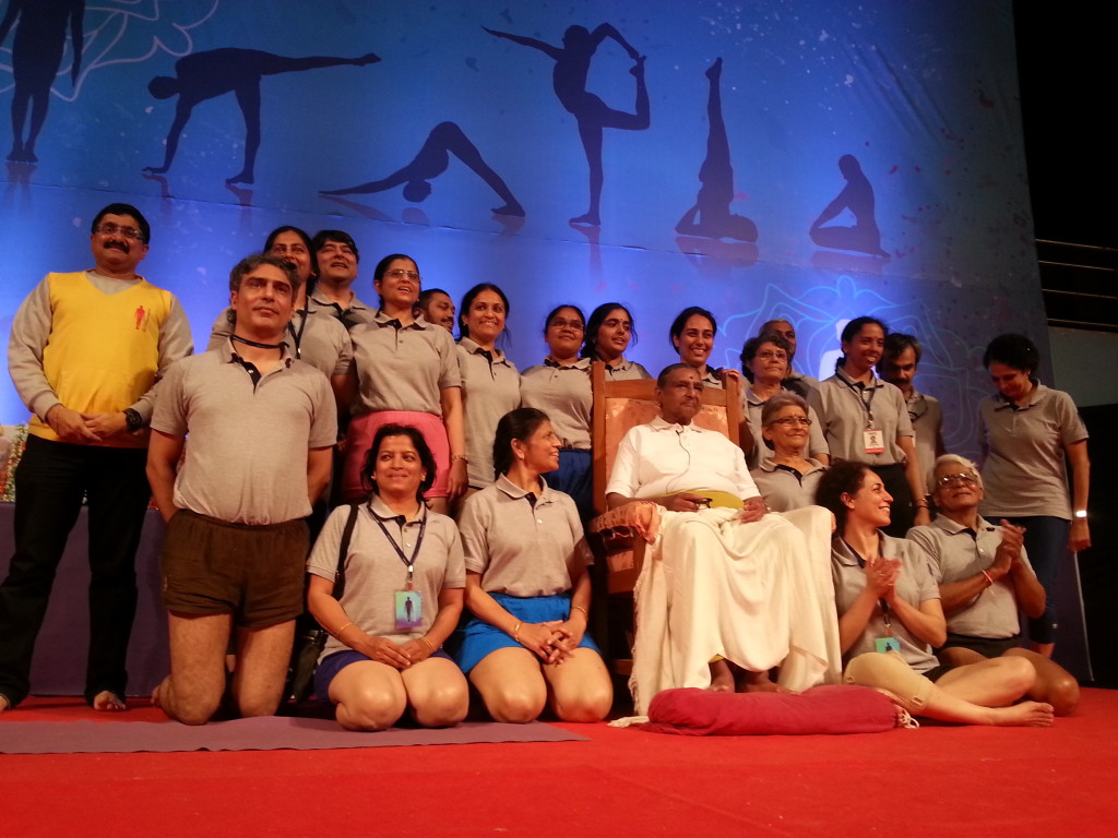 All the teachers who assisted Geeta with on-stage demonstrations and were assigned to each of the 8 groups. They were from RIMYI and from the Mumbai studio.